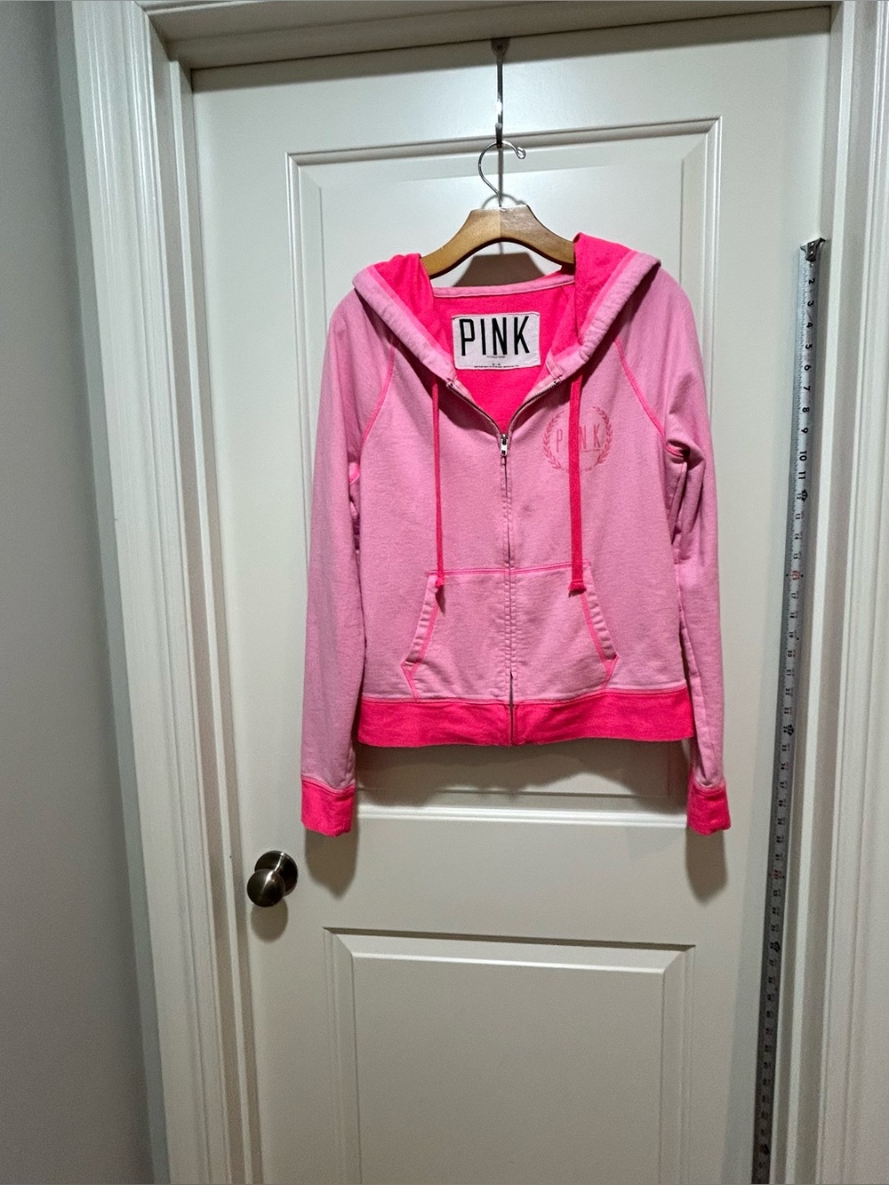 PINK Victoria's Secret Women’s size M Pink Hooded Zip Jacket. Nice condition
